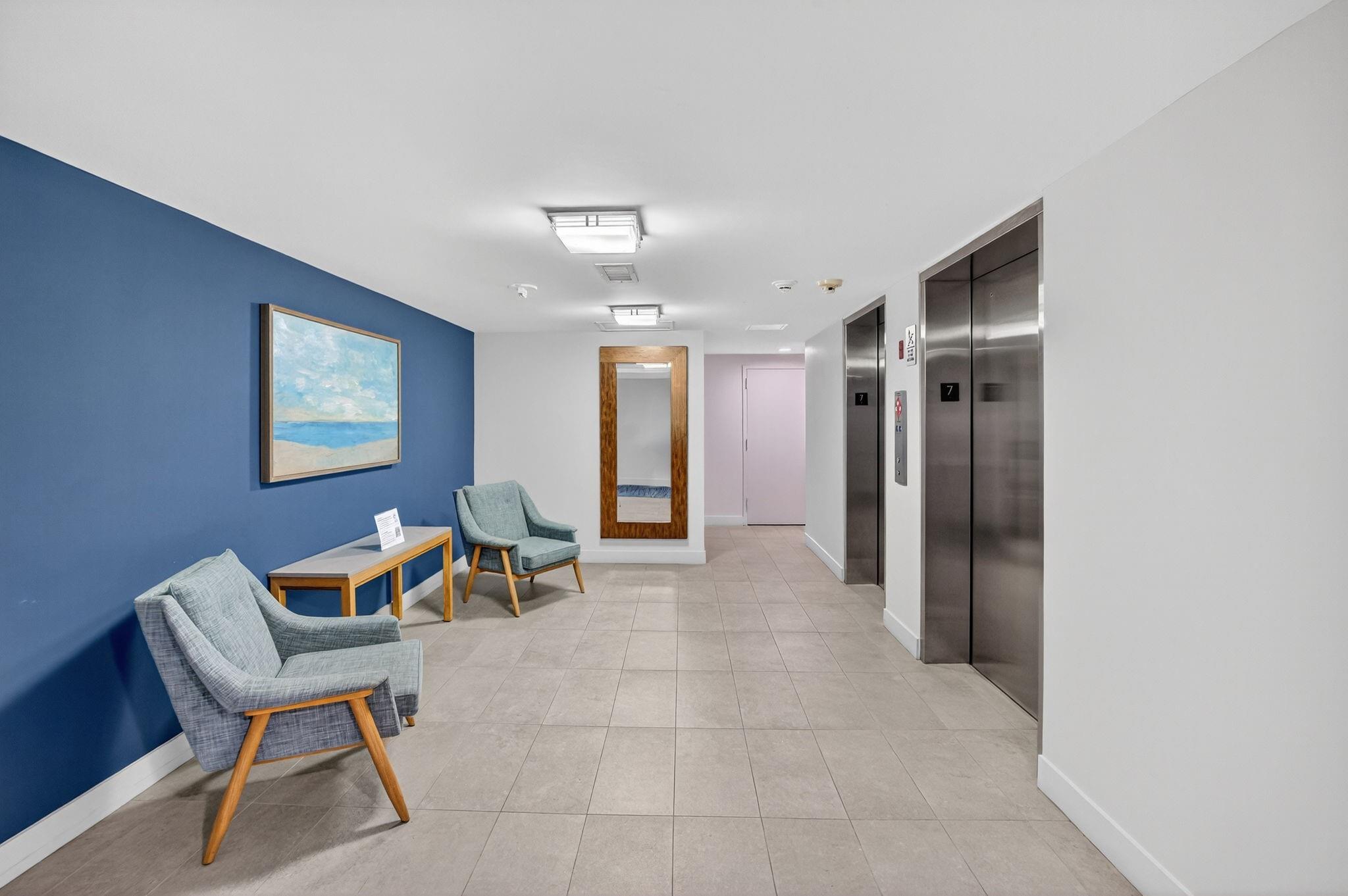 EAST POINT TOWERS - Residential