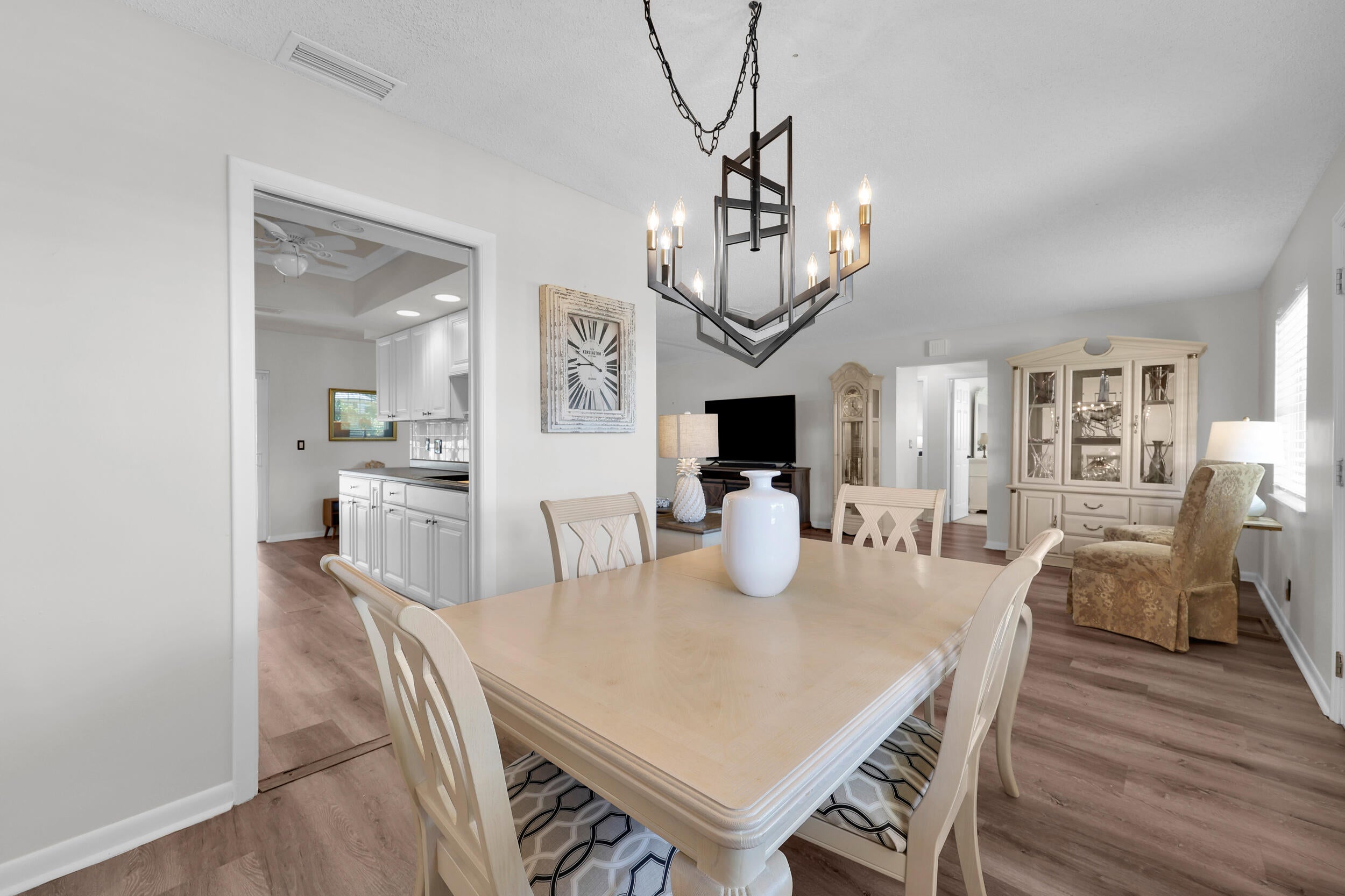 9791 SE Little Club Way N, Jupiter, FL, 33469/$575,000 4 9791 SE Little Club Way N