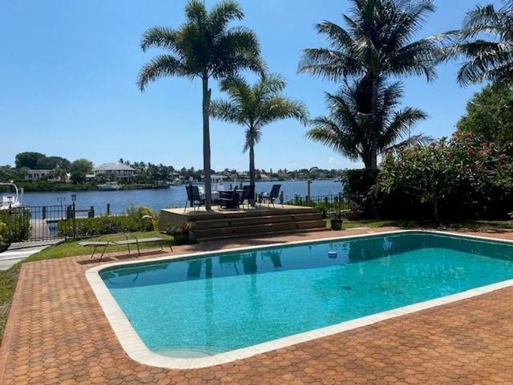 Photo of 248 Tequesta Circle, Tequesta, FL 33469 (MLS # R10712789)