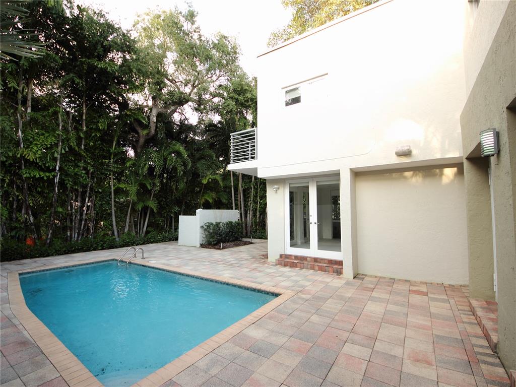 Two Stallions Estates - Residential Lease