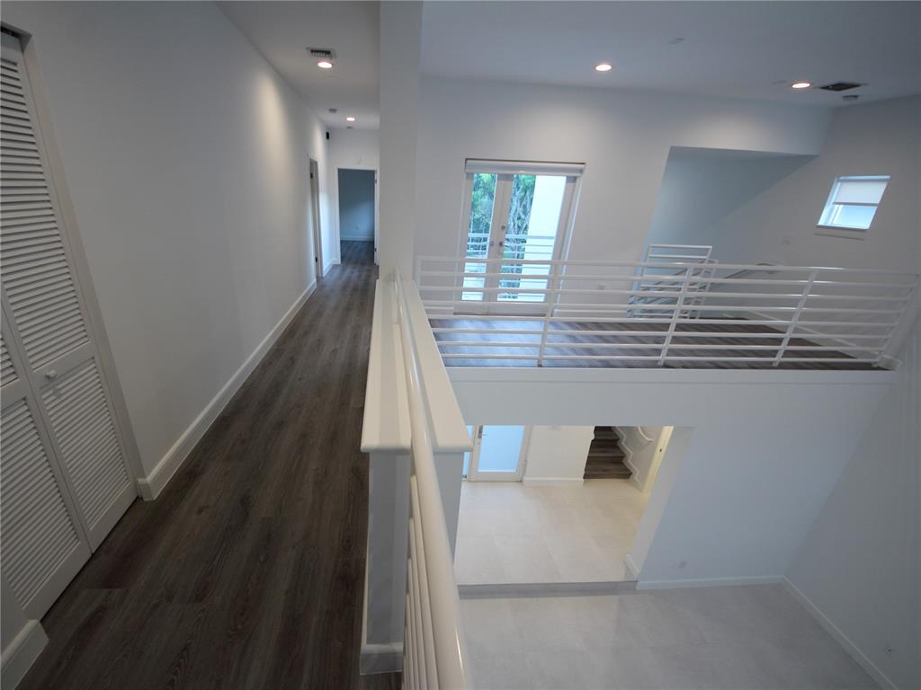 Two Stallions Estates - Residential Lease