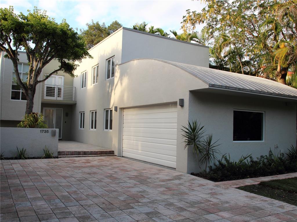 Two Stallions Estates - Residential Lease