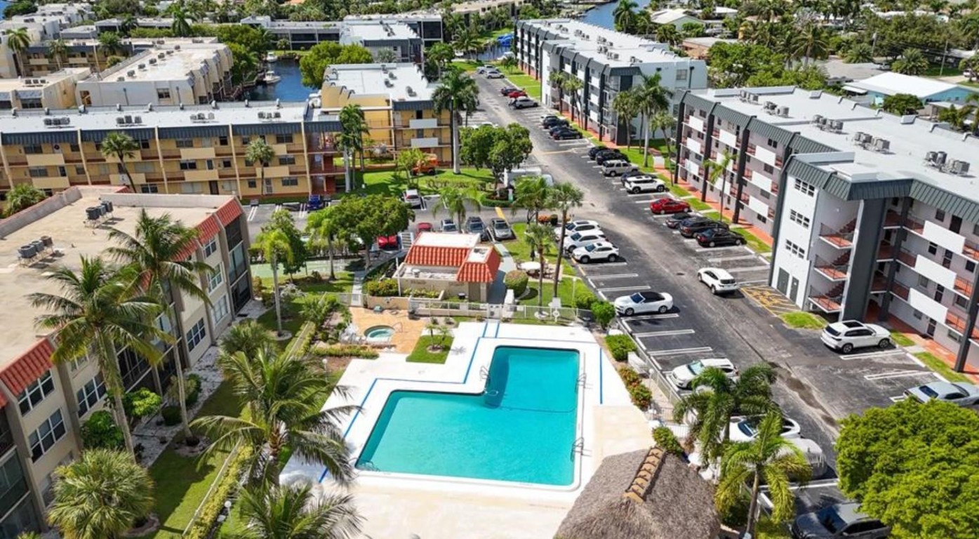 777 S Federal Highway N309