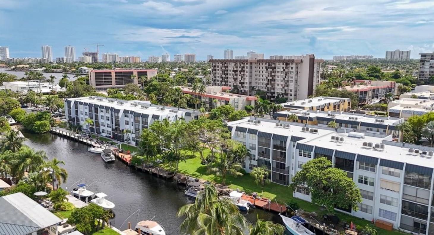 Furnished 2 BR.2 BA seasonal condo in a resort-style waterfront community. Bright split bedroom plan with screened balcony and water view. Community amenities include doorman/security, heated pool, fitness room, billiards and a community room. Prime US-1 location minutes to the beach, restaurants and shopping. No Pets per association. Available at $3200/Mo for the season; association approval required. Schedule your stay in Pompano today!