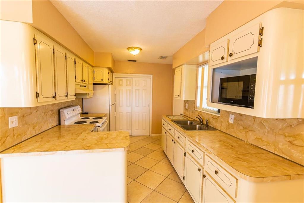 Carver Heights First Add - Residential