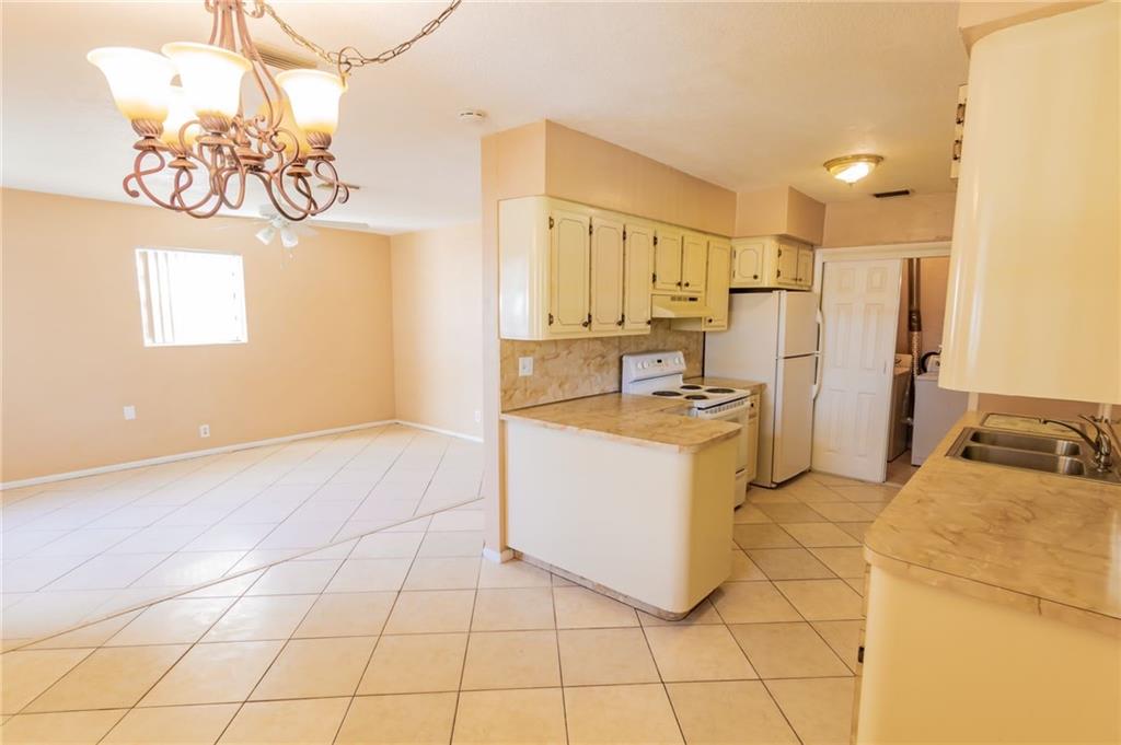 Carver Heights First Add - Residential