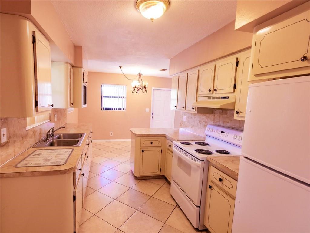 Carver Heights First Add - Residential