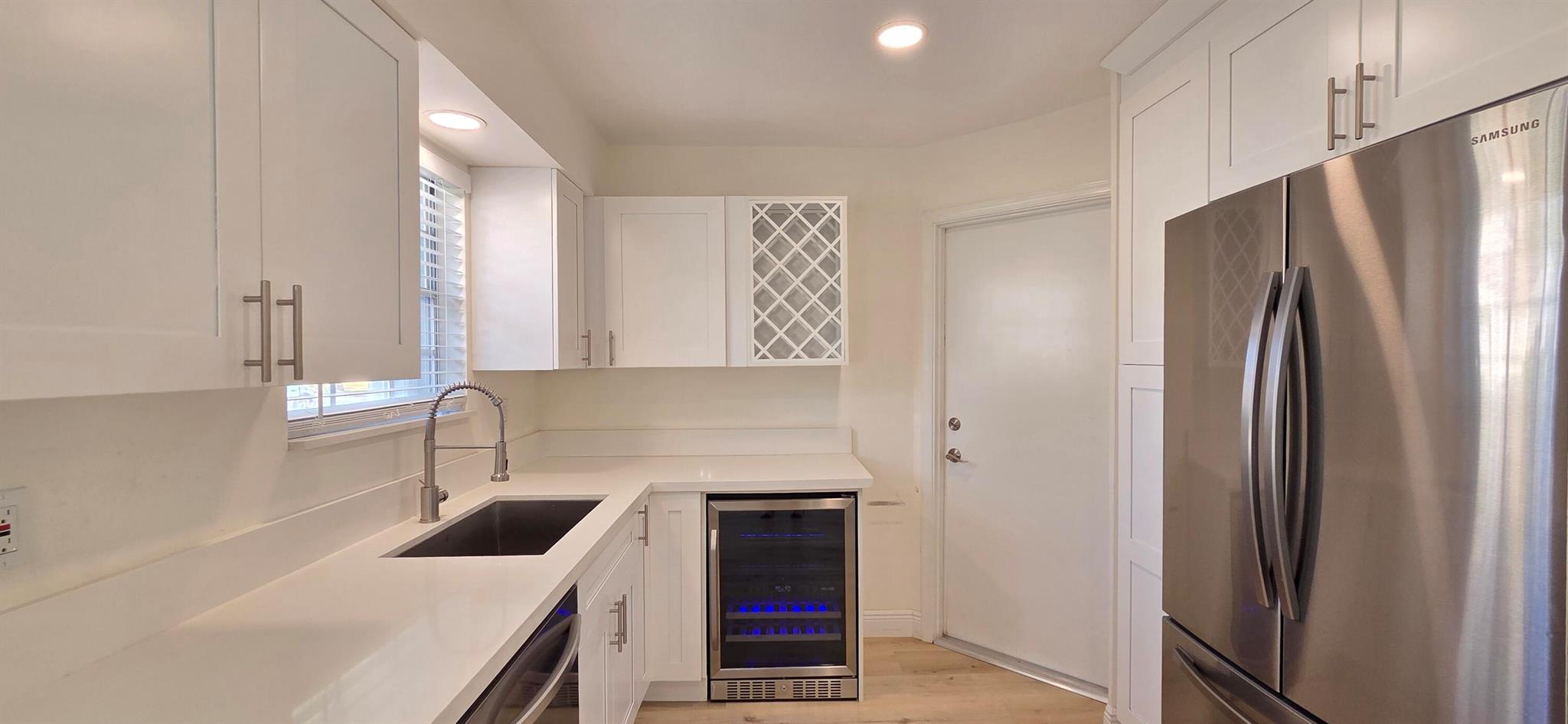 EMERALD FOREST OF WELLING - Residential Lease