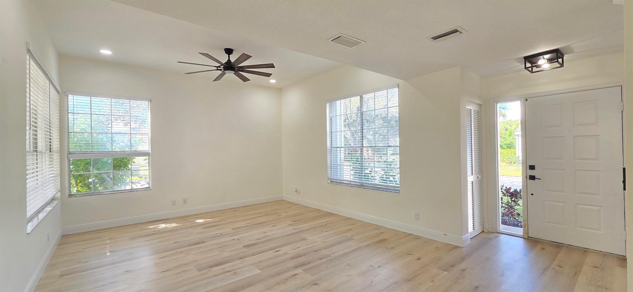 EMERALD FOREST OF WELLING - Residential Lease