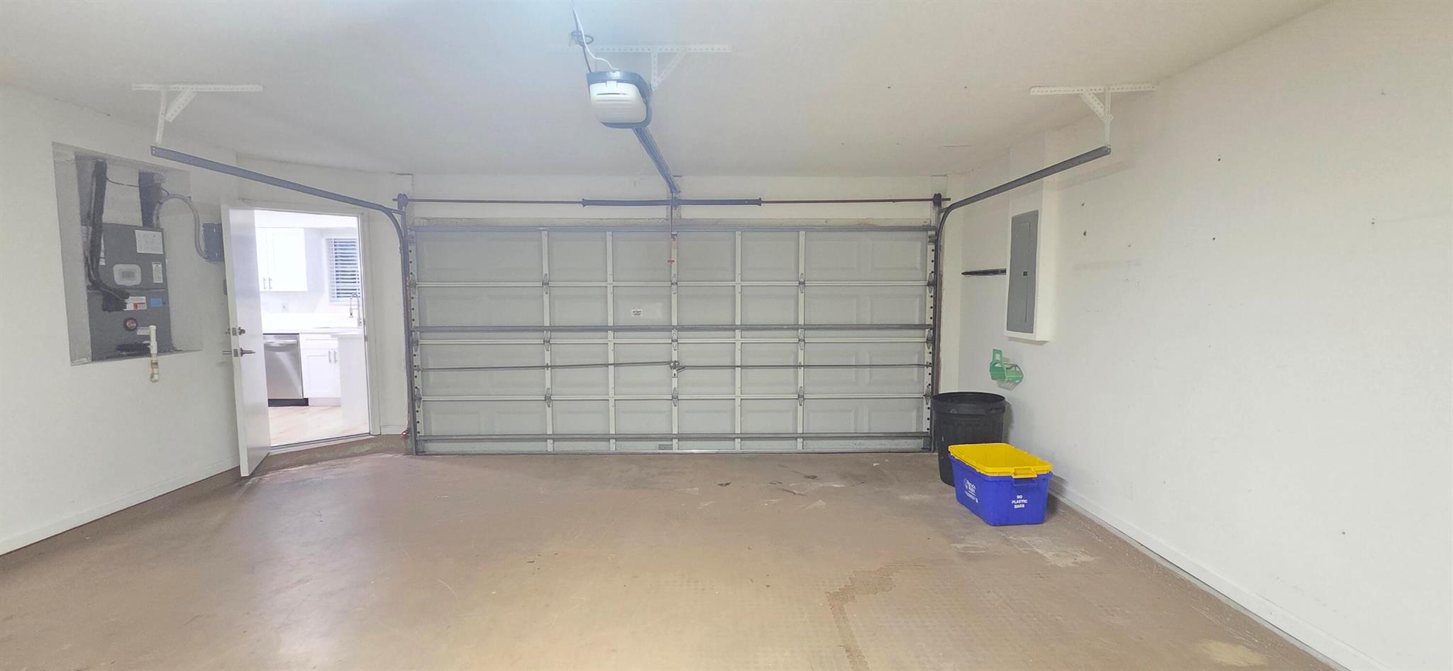 EMERALD FOREST OF WELLING - Residential Lease