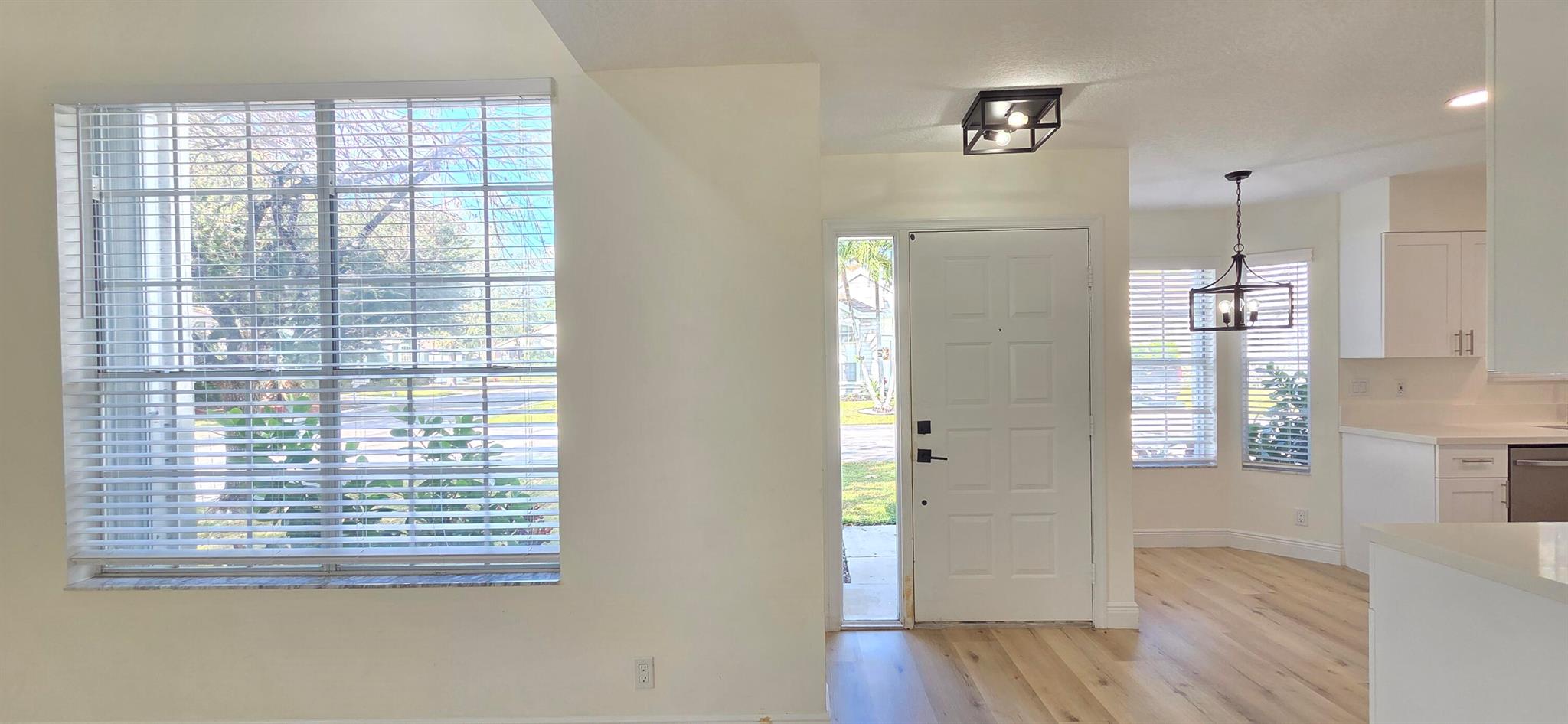 EMERALD FOREST OF WELLING - Residential Lease