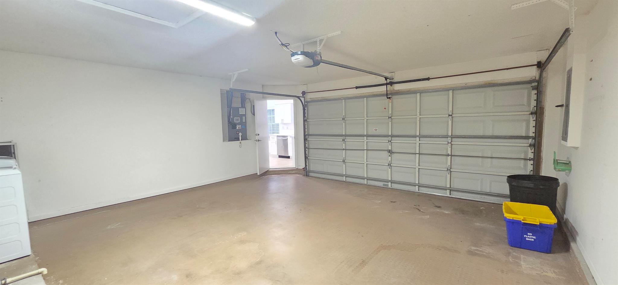 EMERALD FOREST OF WELLING - Residential Lease