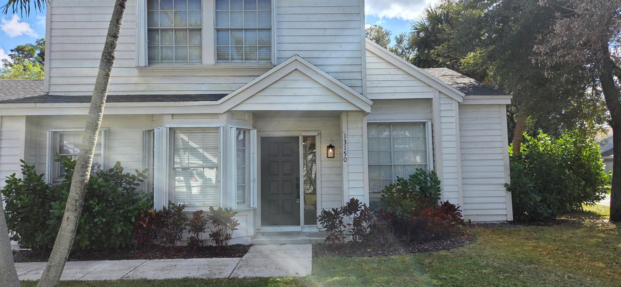 EMERALD FOREST OF WELLING - Residential Lease