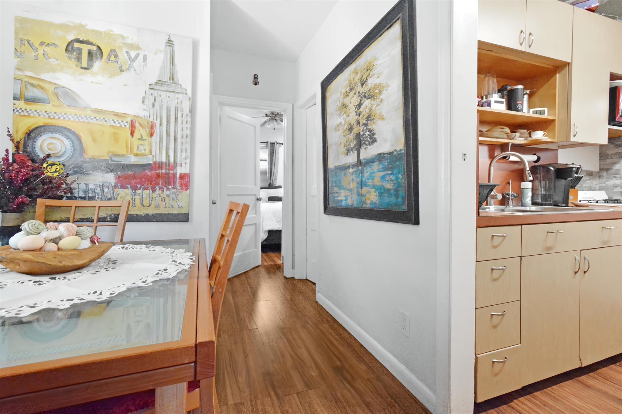 HARRIS ESTATES - Residential Income