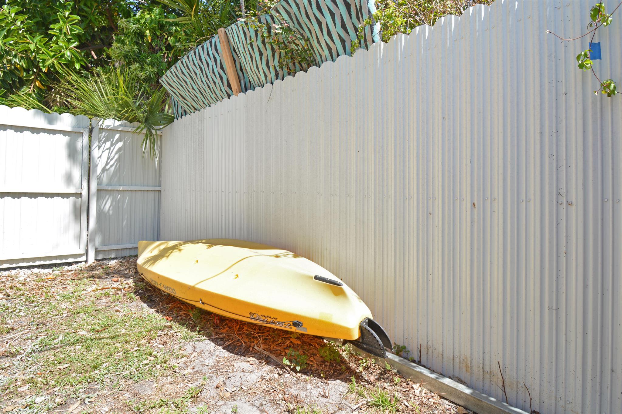 HARRIS ESTATES - Residential Income