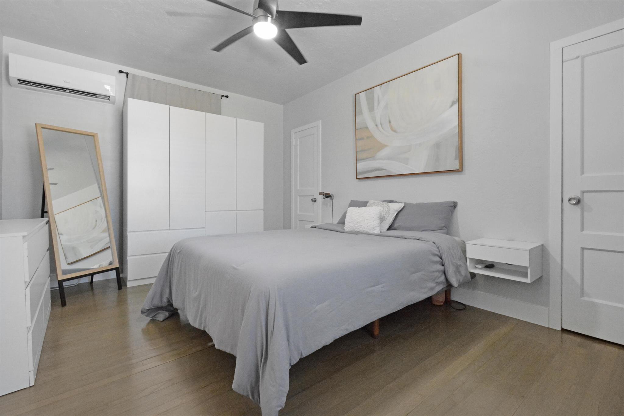 HARRIS ESTATES - Residential Income