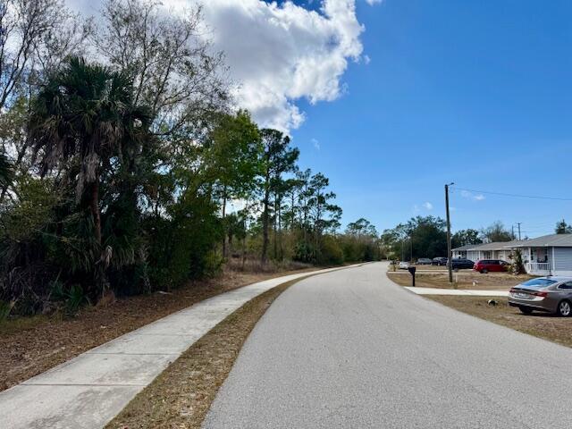 Tee and Green Estates 1st Add - Land