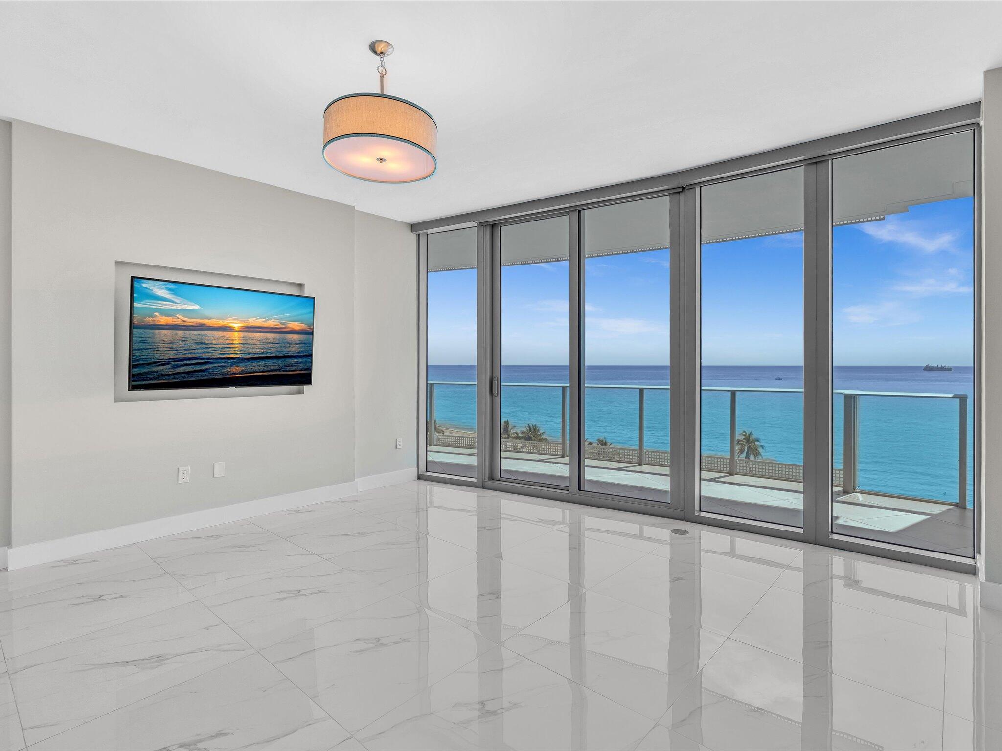 PARAMOUNT FT LAUDERDALE CONDO - Residential Lease