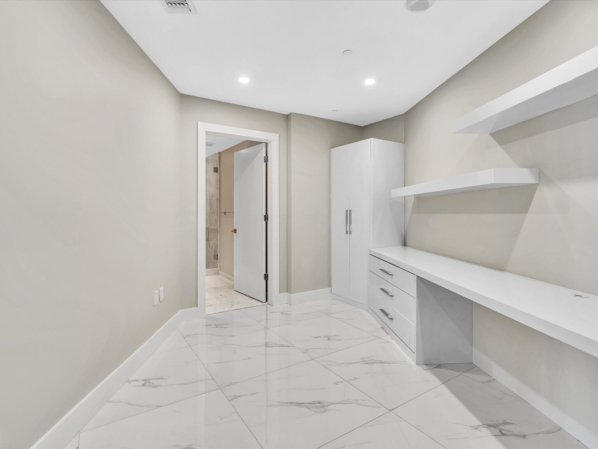 PARAMOUNT FT LAUDERDALE CONDO - Residential Lease