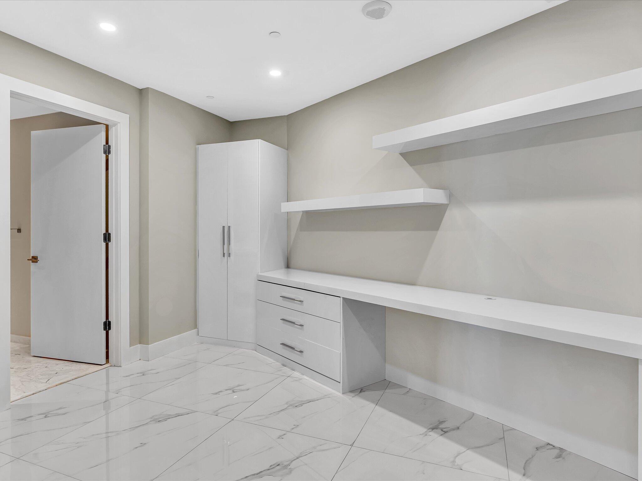 PARAMOUNT FT LAUDERDALE CONDO - Residential Lease
