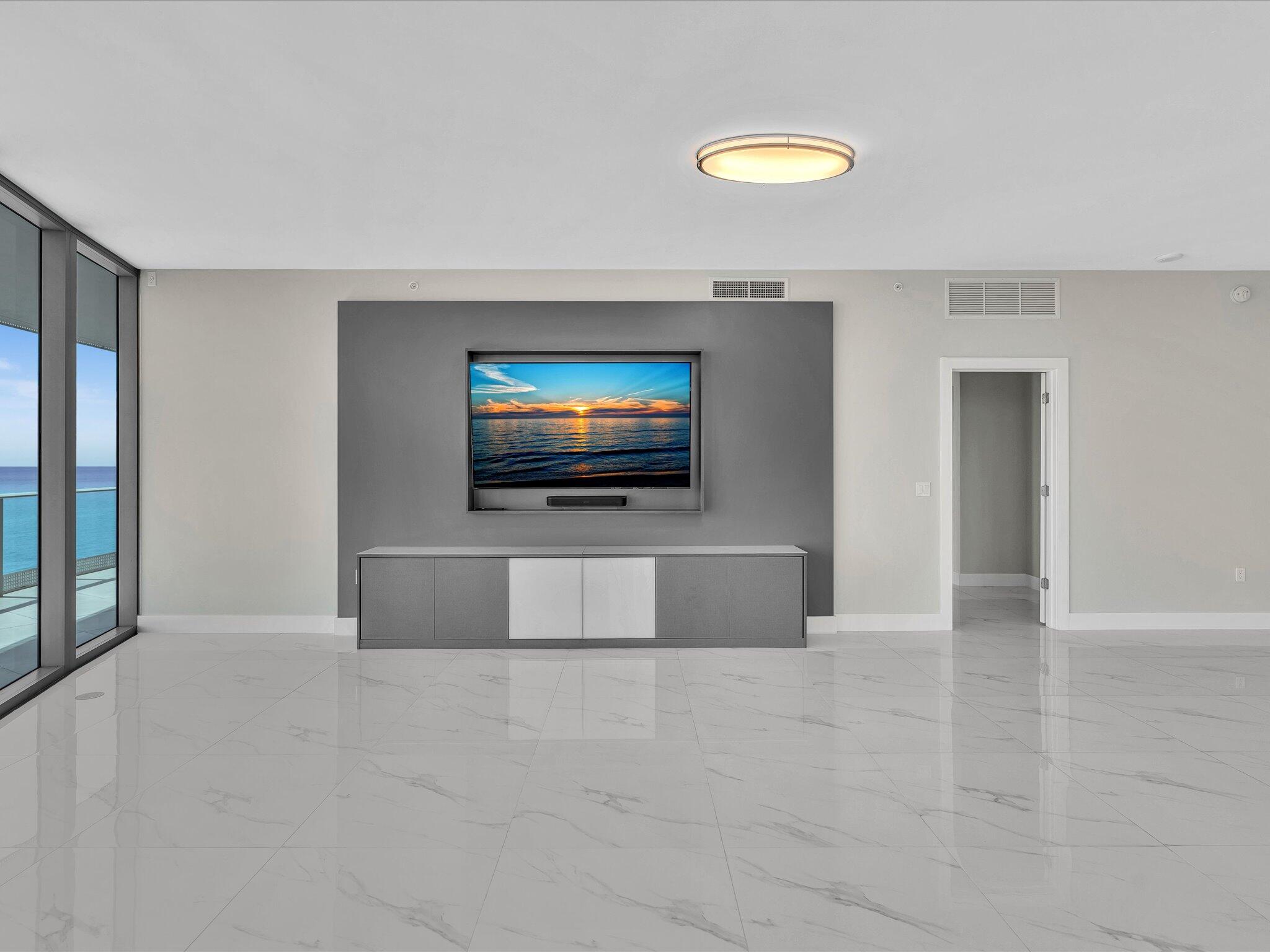 PARAMOUNT FT LAUDERDALE CONDO - Residential Lease