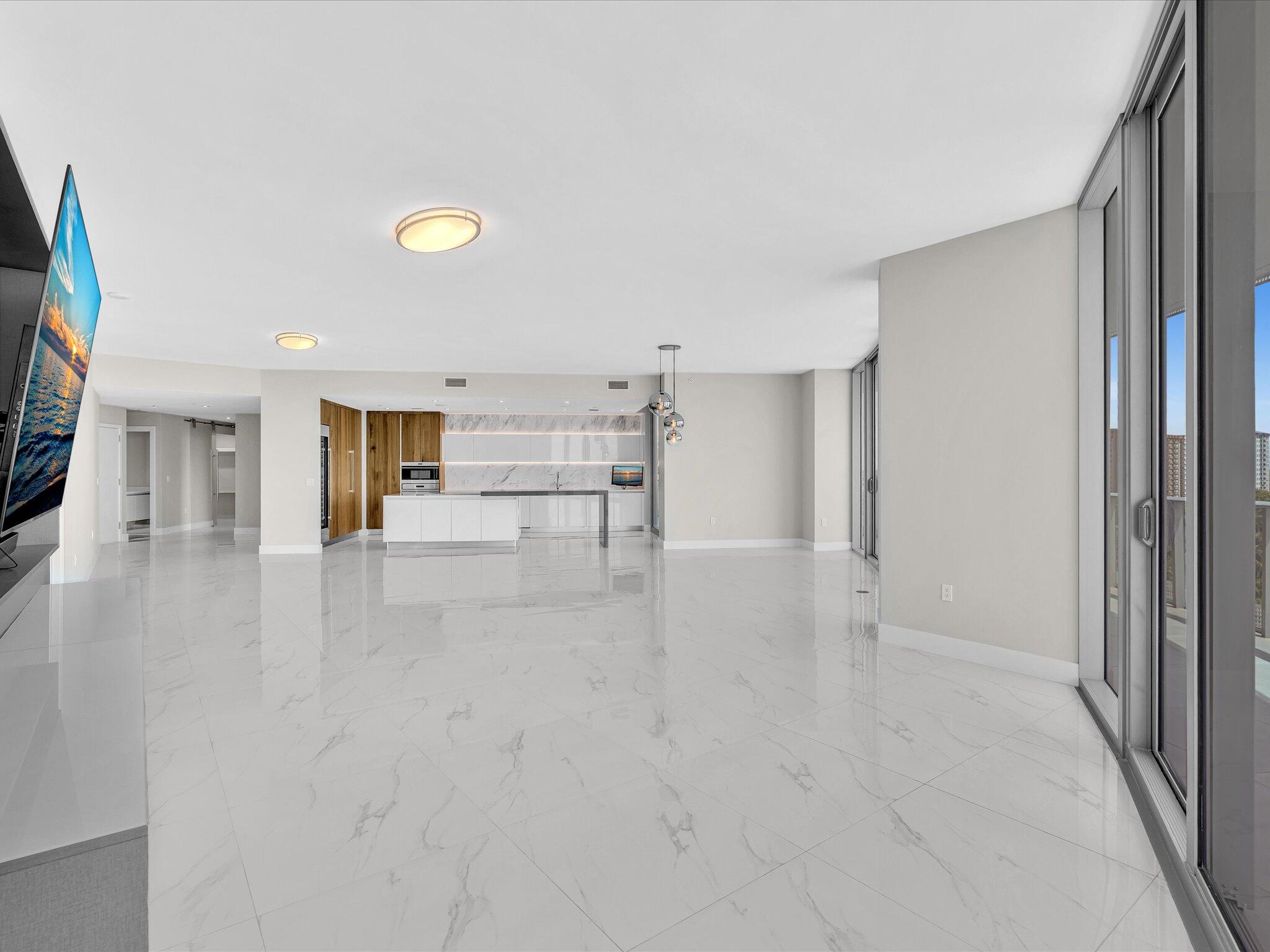 PARAMOUNT FT LAUDERDALE CONDO - Residential Lease