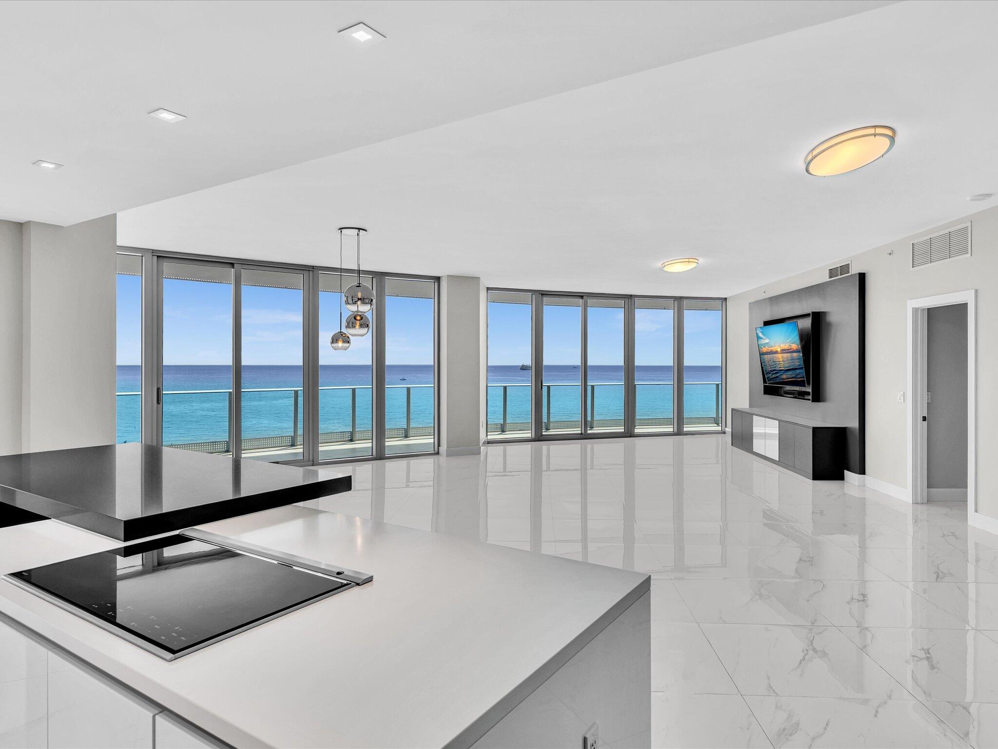 PARAMOUNT FT LAUDERDALE CONDO - Residential Lease