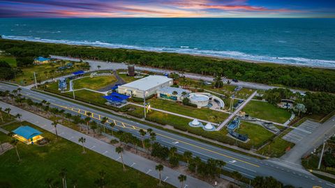 A home in Hutchinson Island