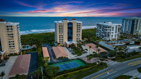 A home in Hutchinson Island