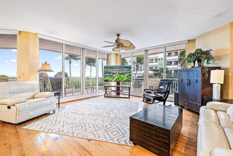 Condominium in Hutchinson Island FL 2900 Highway A1a 6.jpg