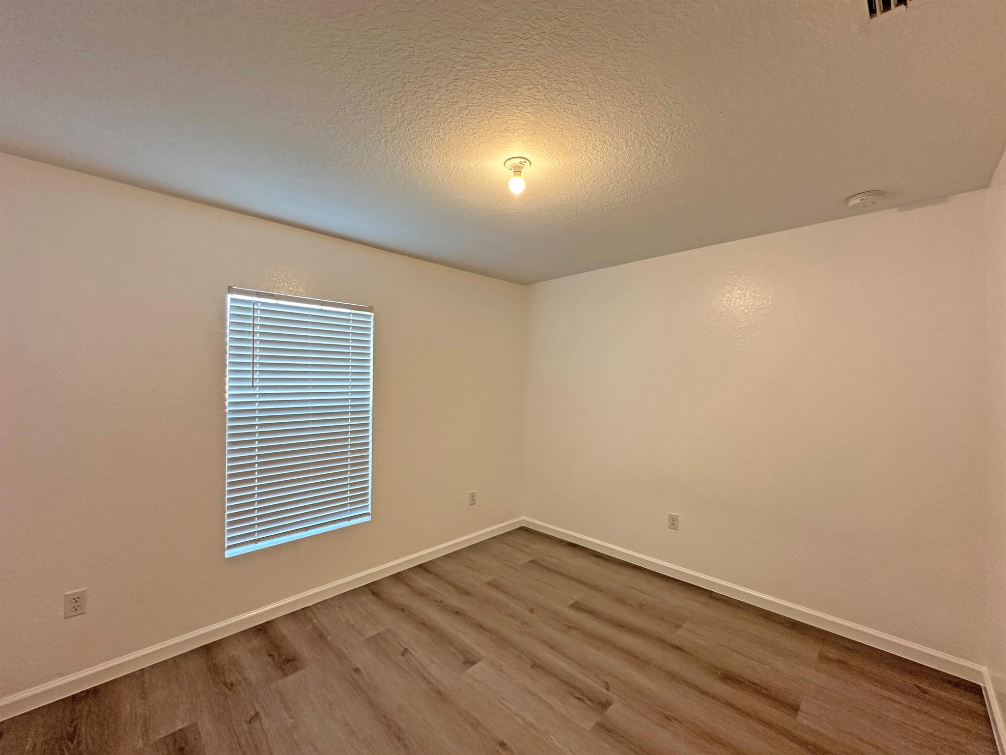 BENT CREEK TRACT B-2 - Residential Lease