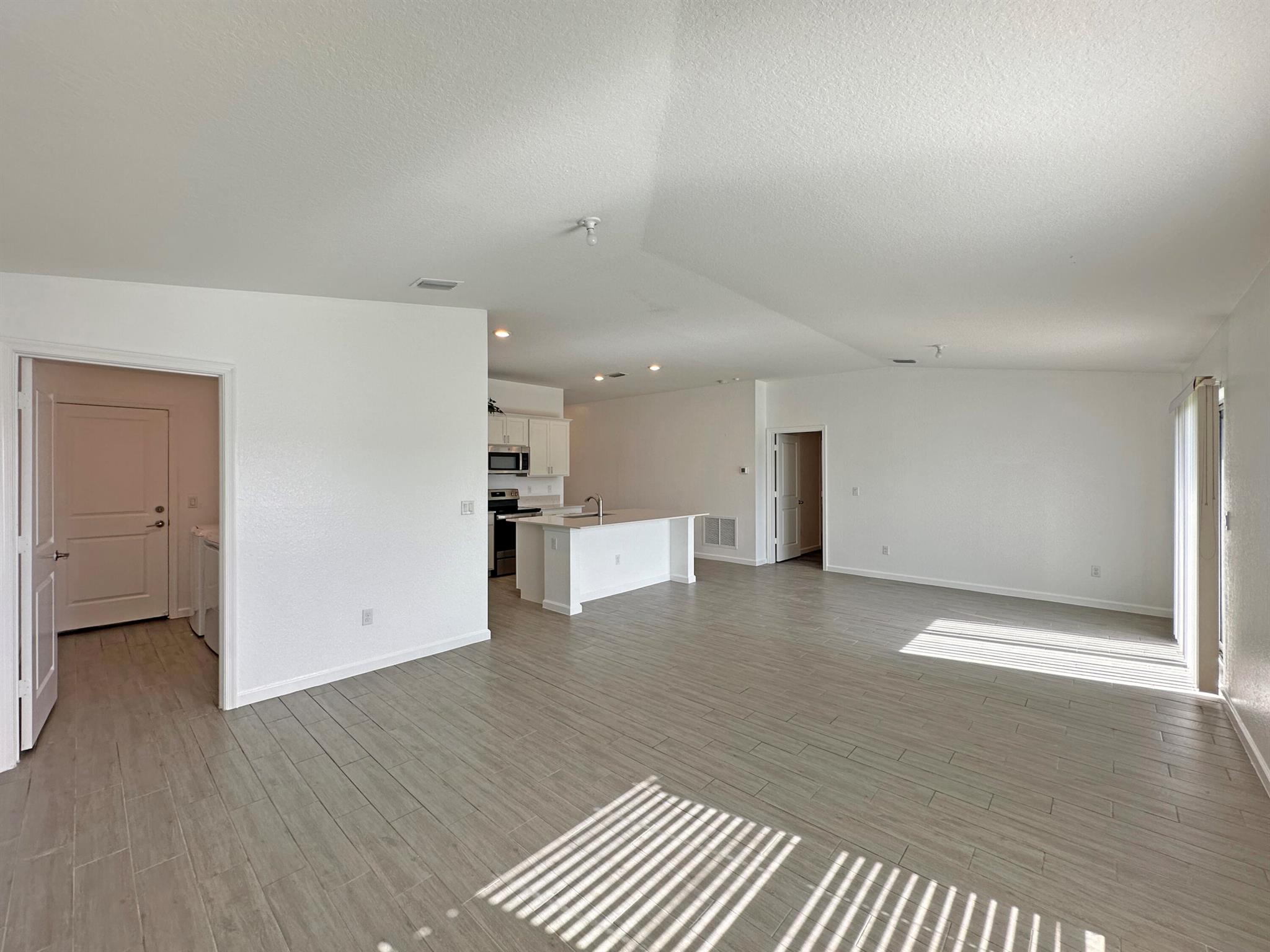 BENT CREEK TRACT B-2 - Residential Lease