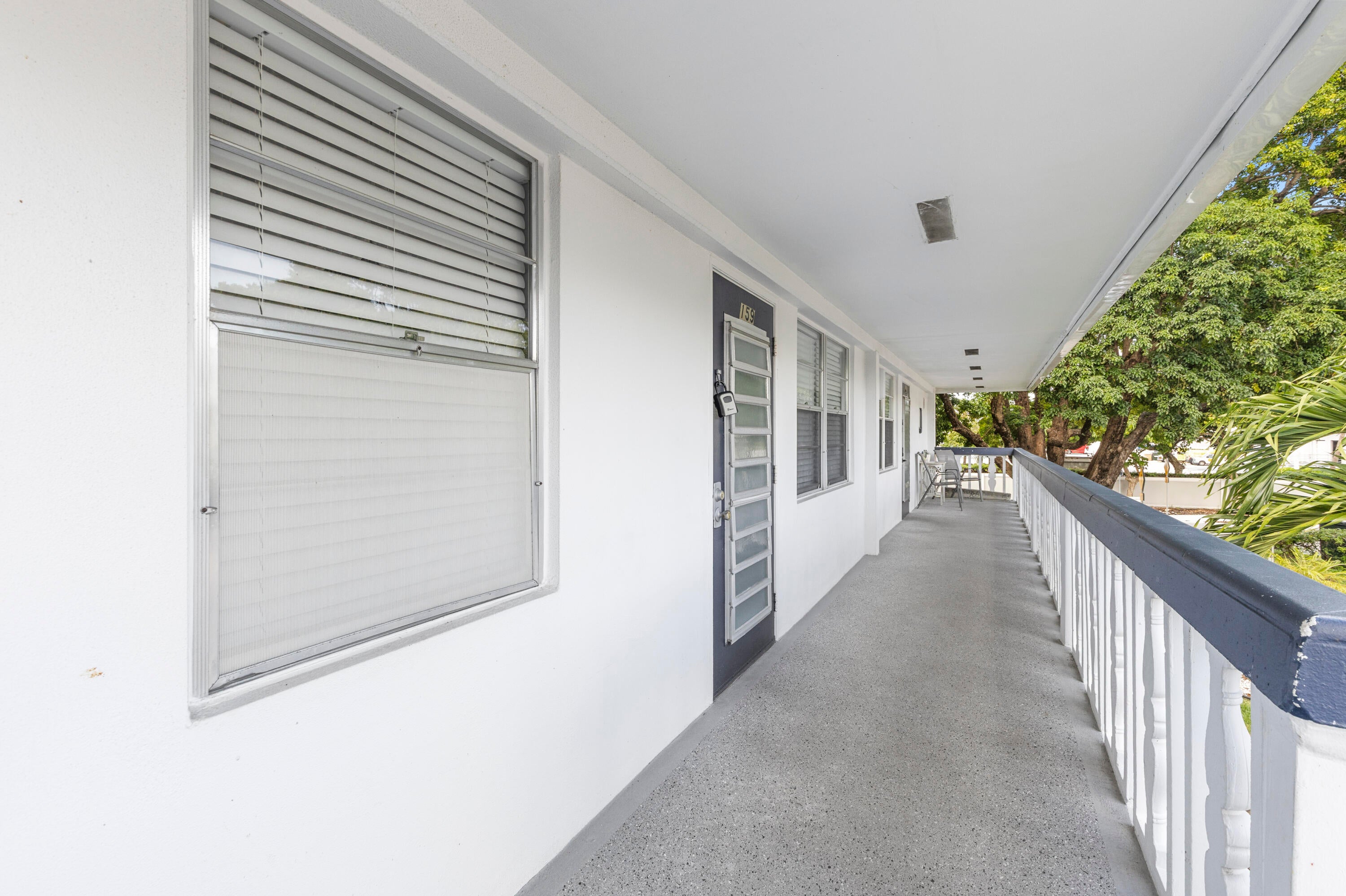 159 Newport J