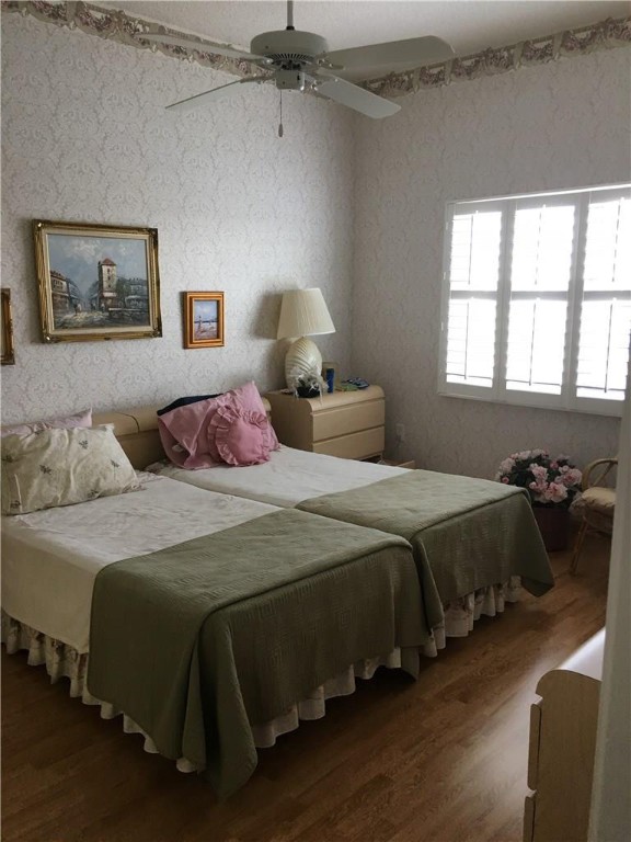 KINGS POINT - Residential