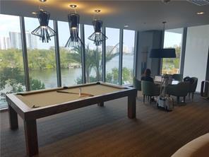 THE HARBOUR SOUTH CONDO - Residential