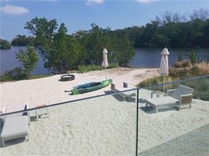 THE HARBOUR SOUTH CONDO - Residential