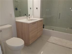 THE HARBOUR SOUTH CONDO - Residential