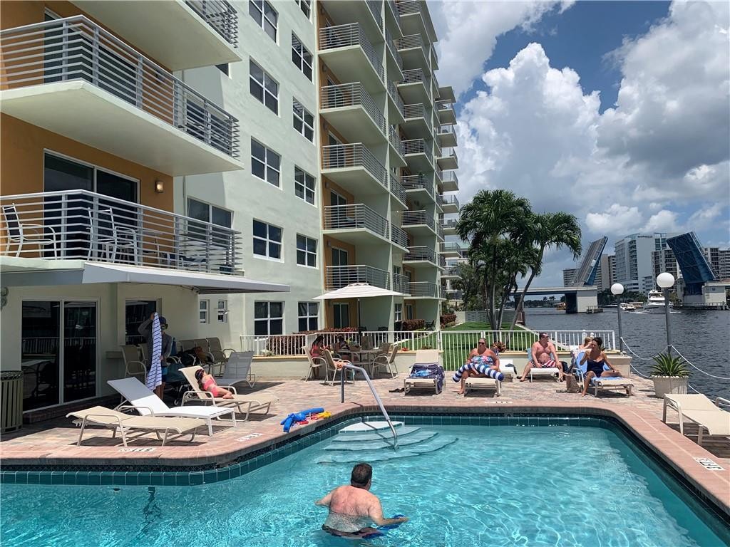 Lauderdale Tower - Residential