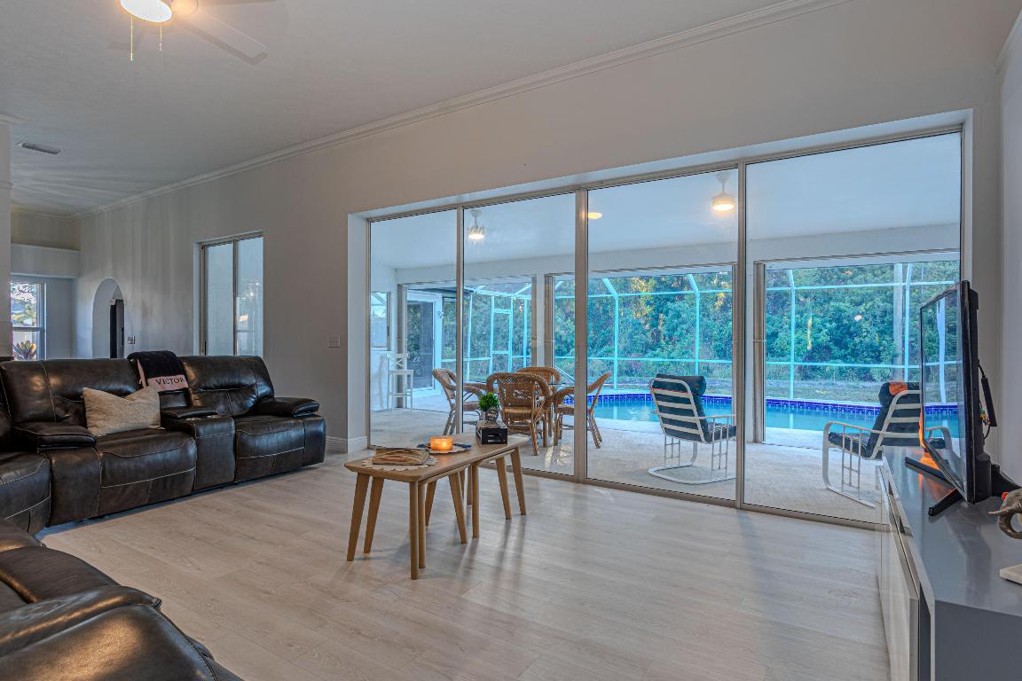 PORT ST LUCIE SECTION 13 - Residential