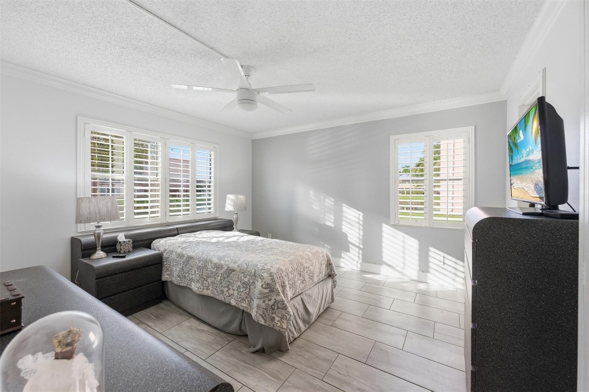 Sunrise Lakes 3 - Residential