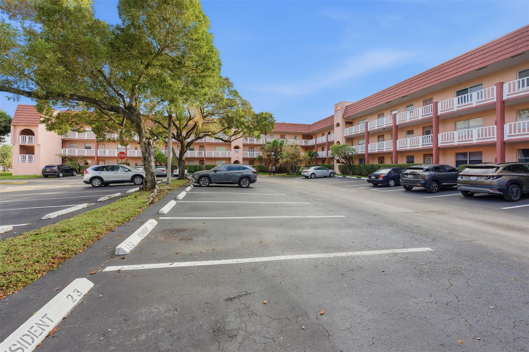 Sunrise Lakes 3 - Residential