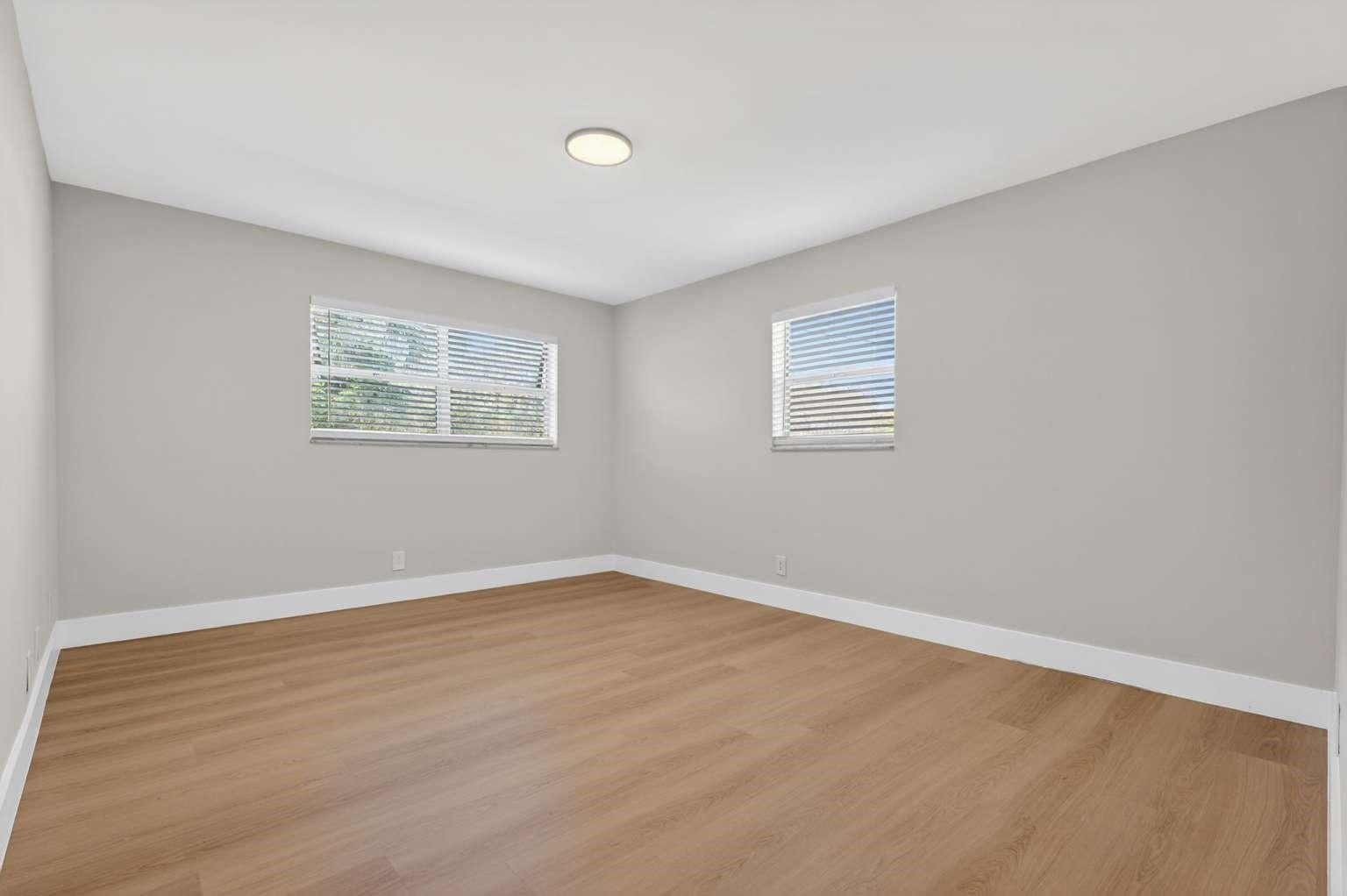 PALM VILLAS - Residential