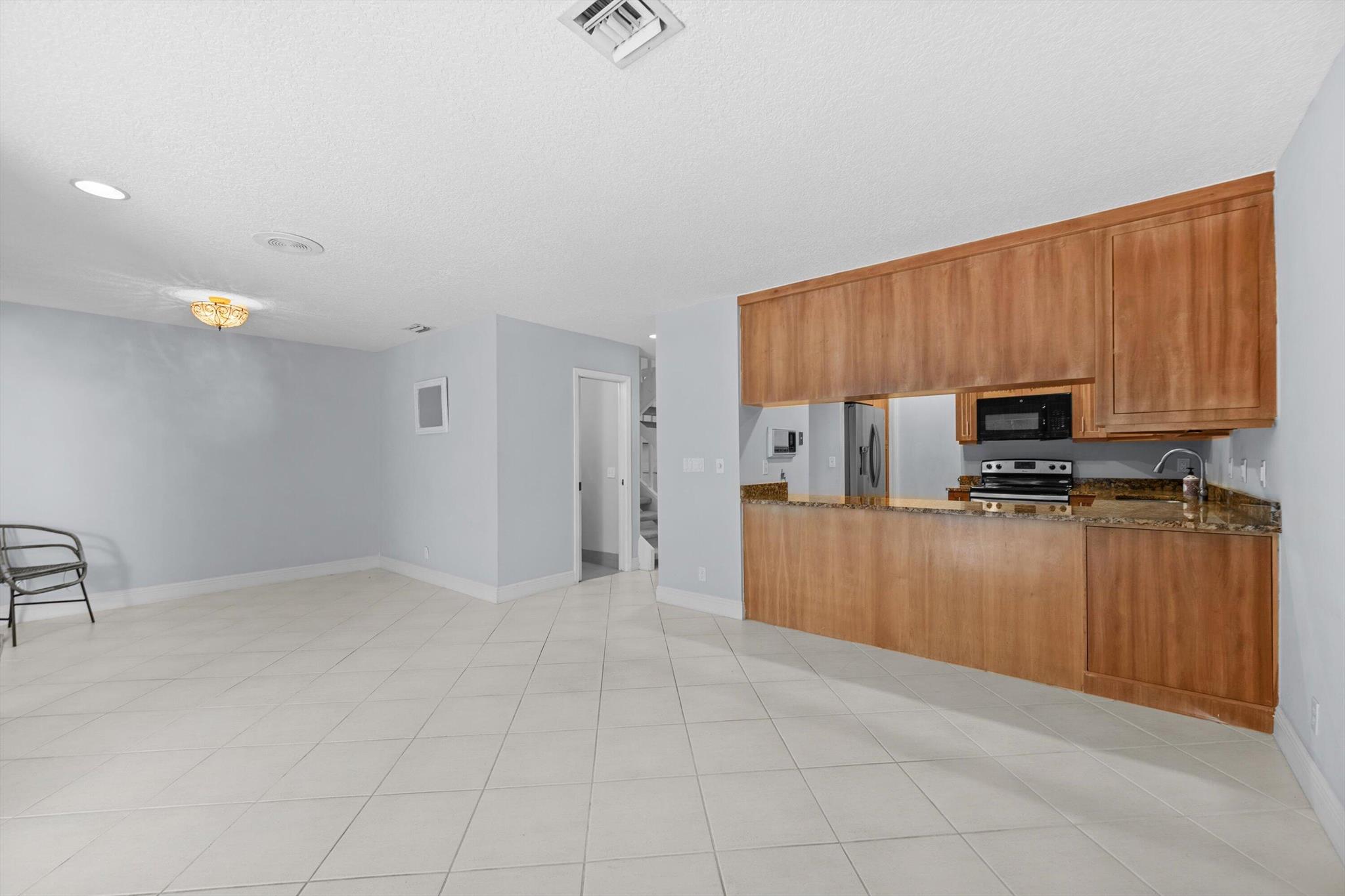 HARBOUR CLUB - Residential