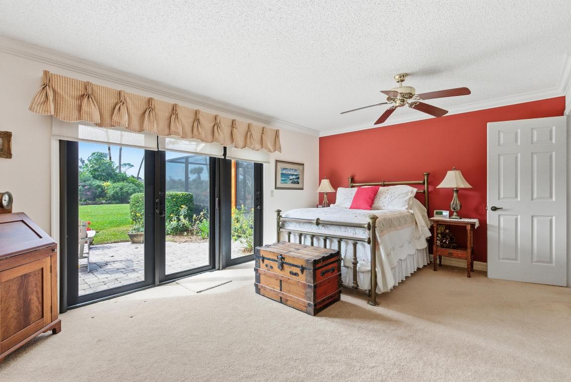 MARINER SANDS COUNTRY CLUB - Residential