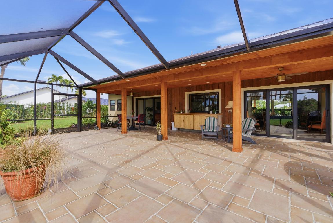 MARINER SANDS COUNTRY CLUB - Residential