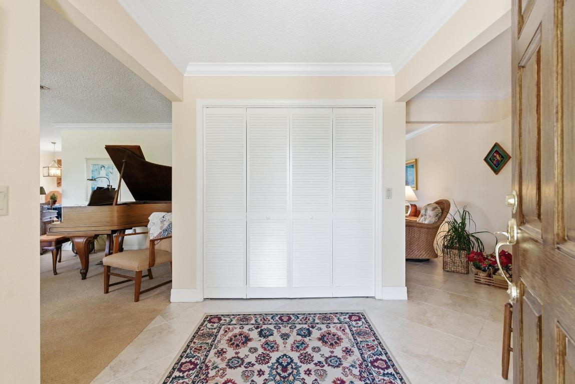 MARINER SANDS COUNTRY CLUB - Residential