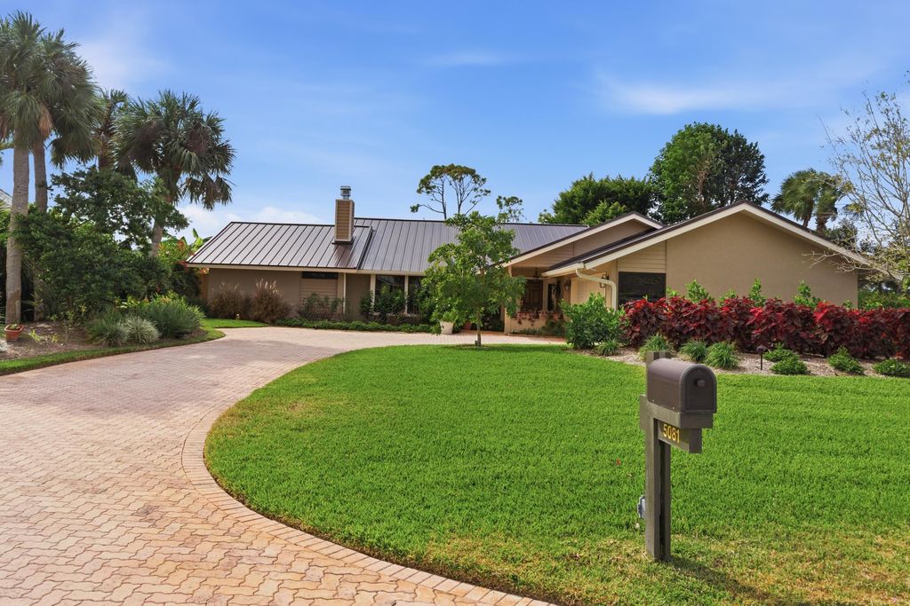 Photo of 5081 SE Burning Tree Circle, Stuart, FL 34997 (MLS # R11156167)
