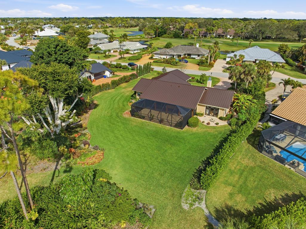 MARINER SANDS COUNTRY CLUB - Residential