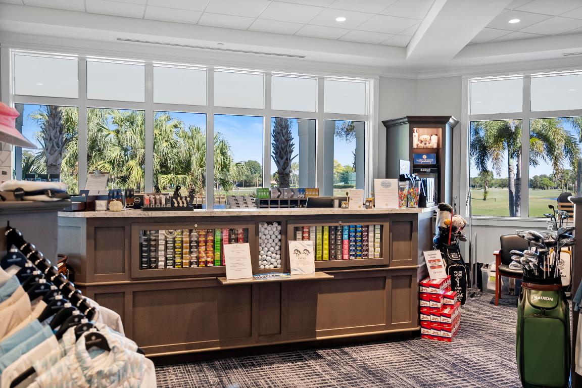 MARINER SANDS COUNTRY CLUB - Residential