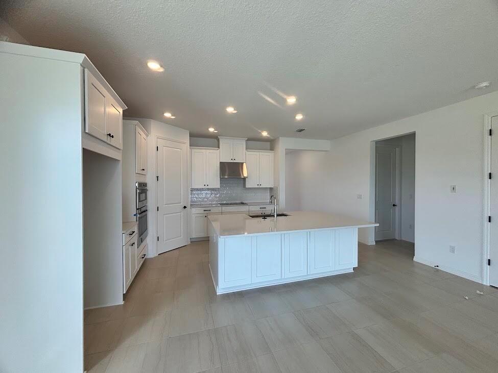 Central Park - Residential Lease